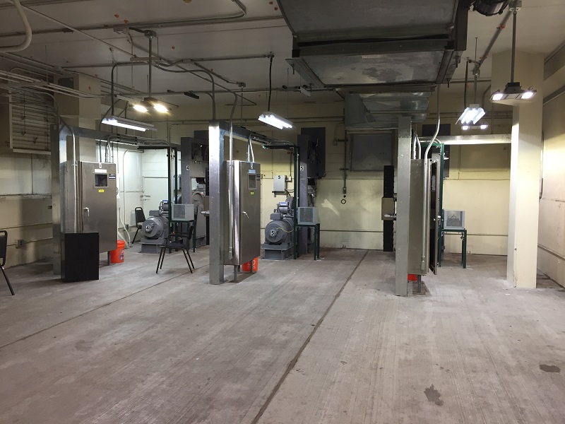 Sala de máquinas de ascensores en Franconia-Springfield, septiembre de 2018