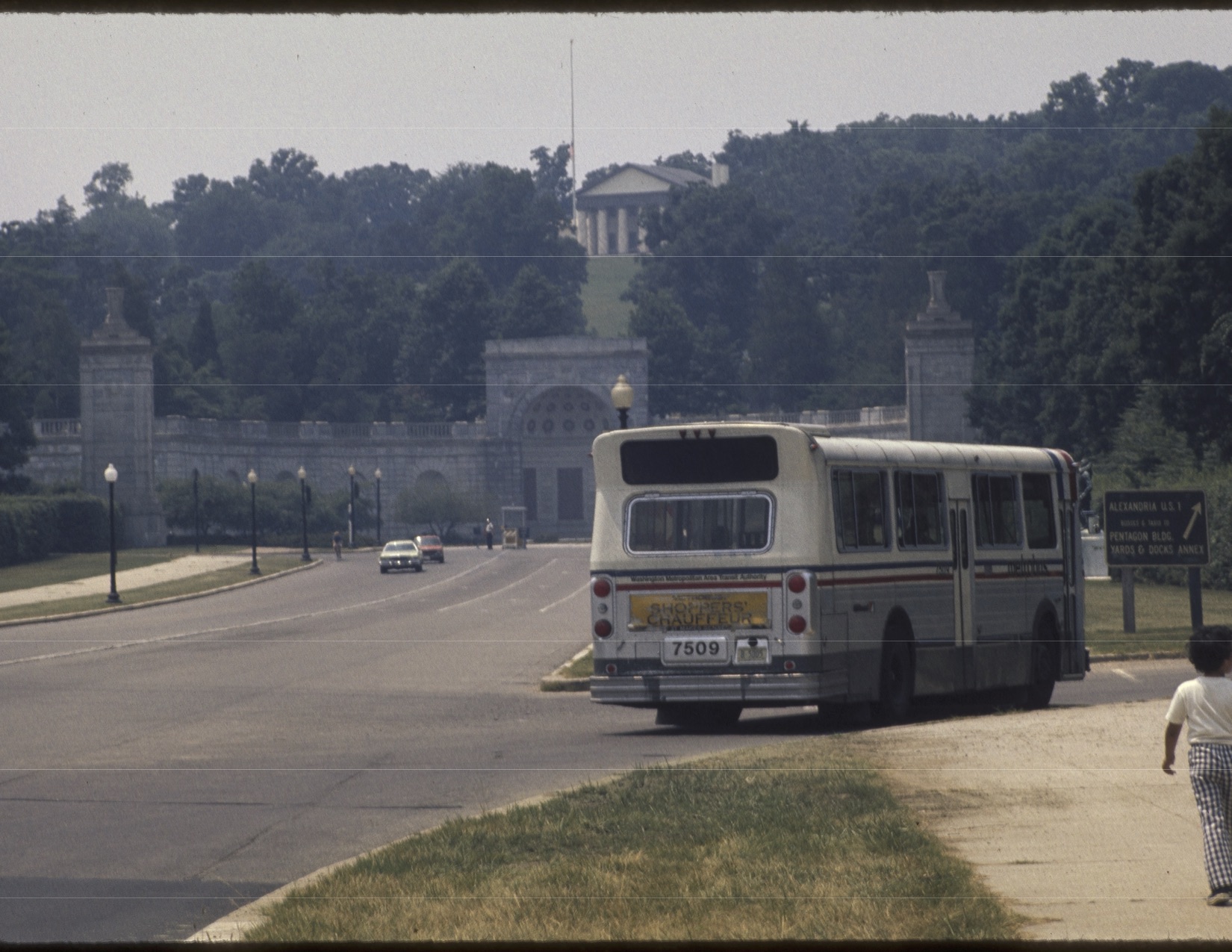 Arlington Cemetery Station – July 1975 Credit: Phil Portlook