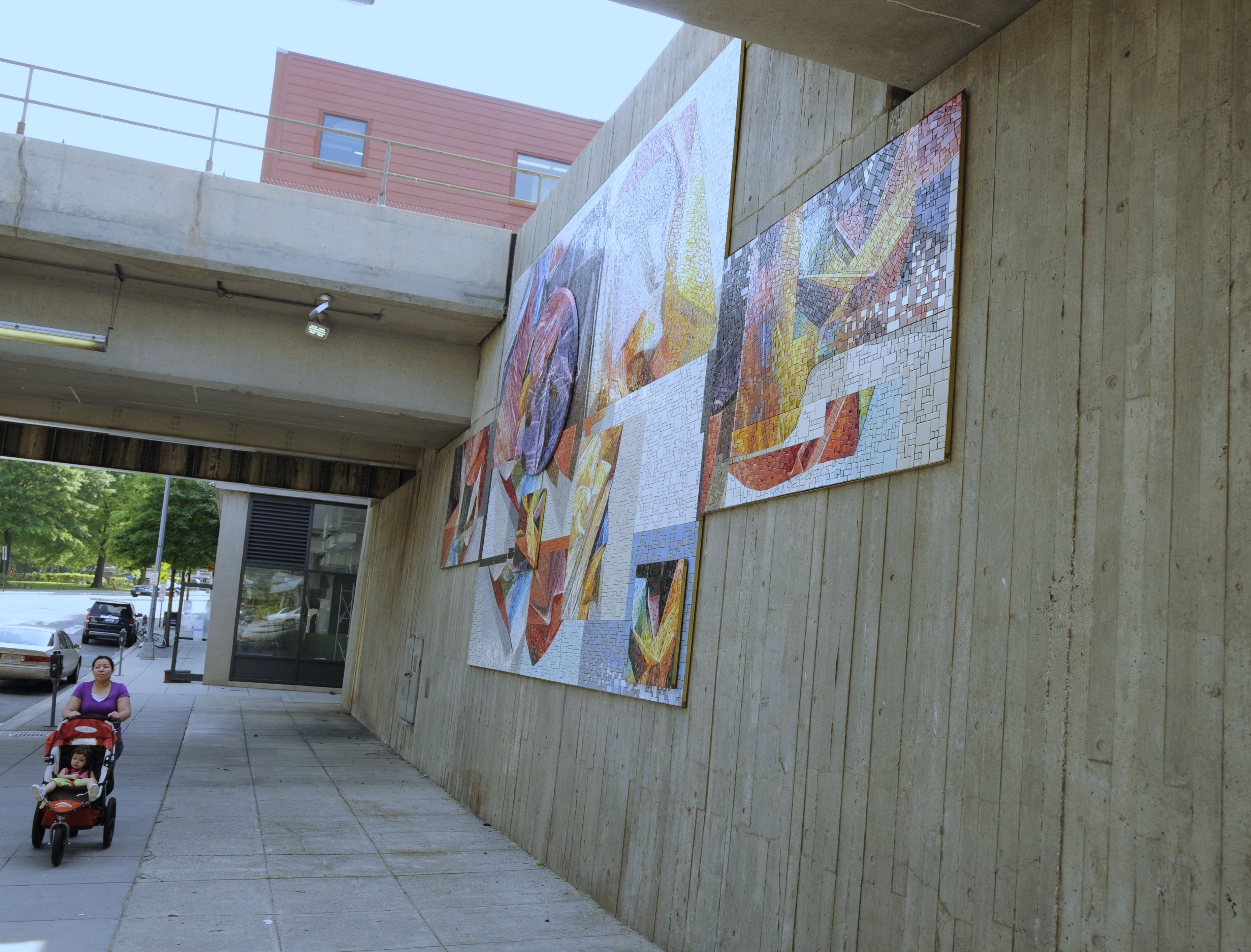 Sam Gilliam – From a Model to a Rainbow