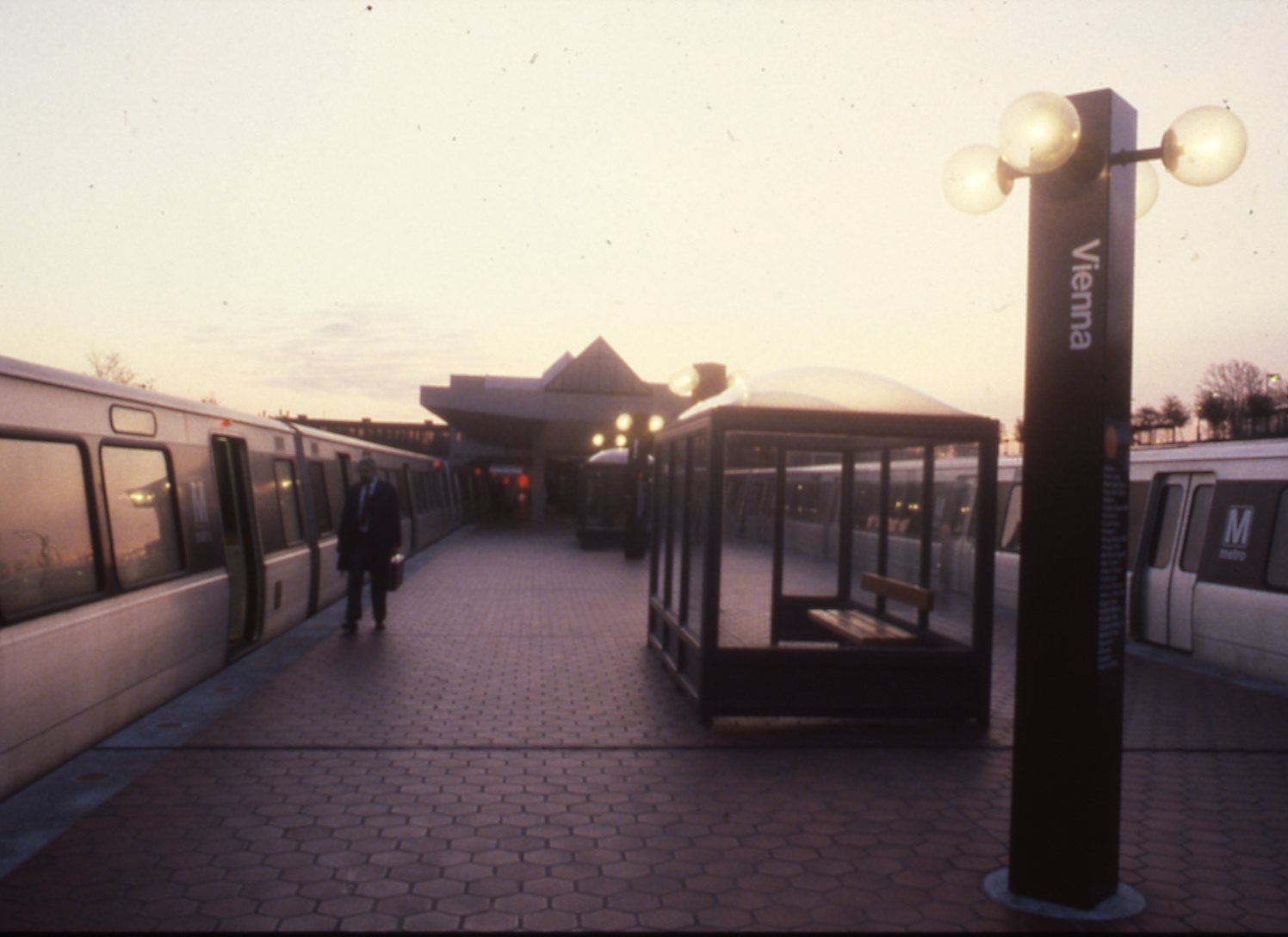Vienna Station - March 1989