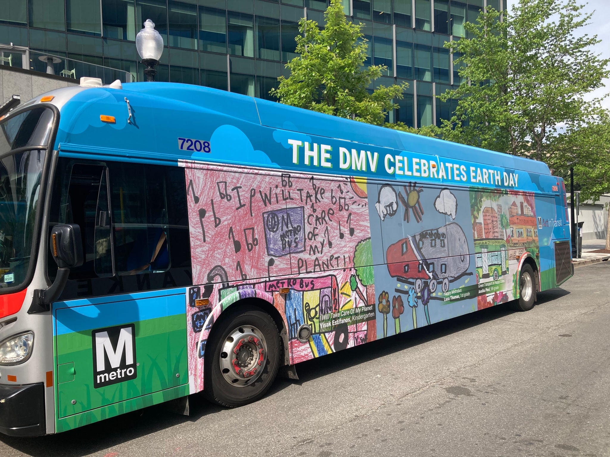 Earth Day Metrobus