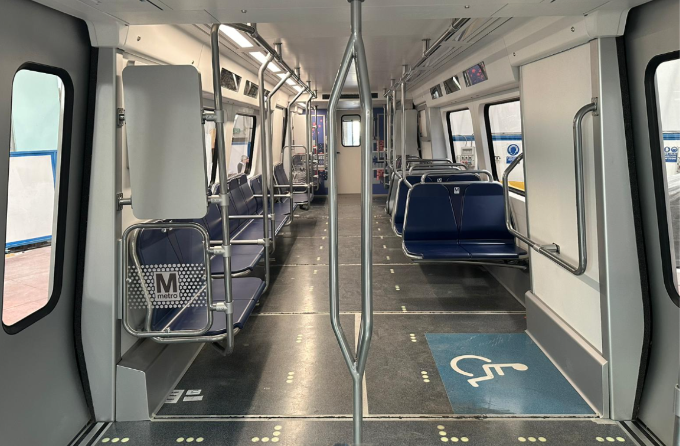 列車內部