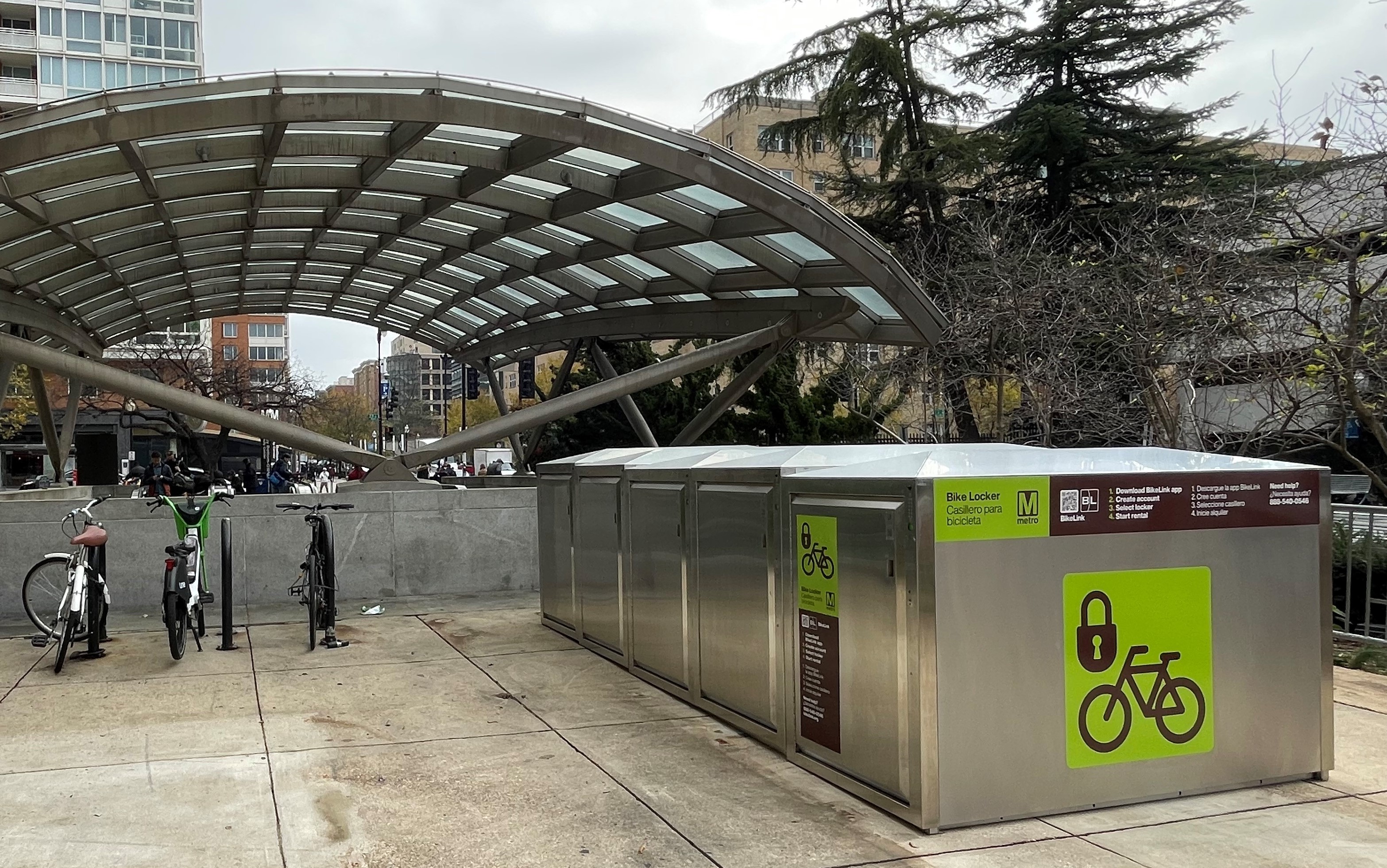 Bike Lockers at Foggy Bottom