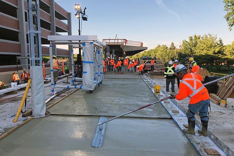 Pouring topping slab